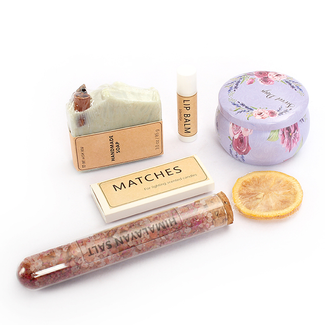 Home Spa Moments Gift Set – Soothe, Glow & Indulge.