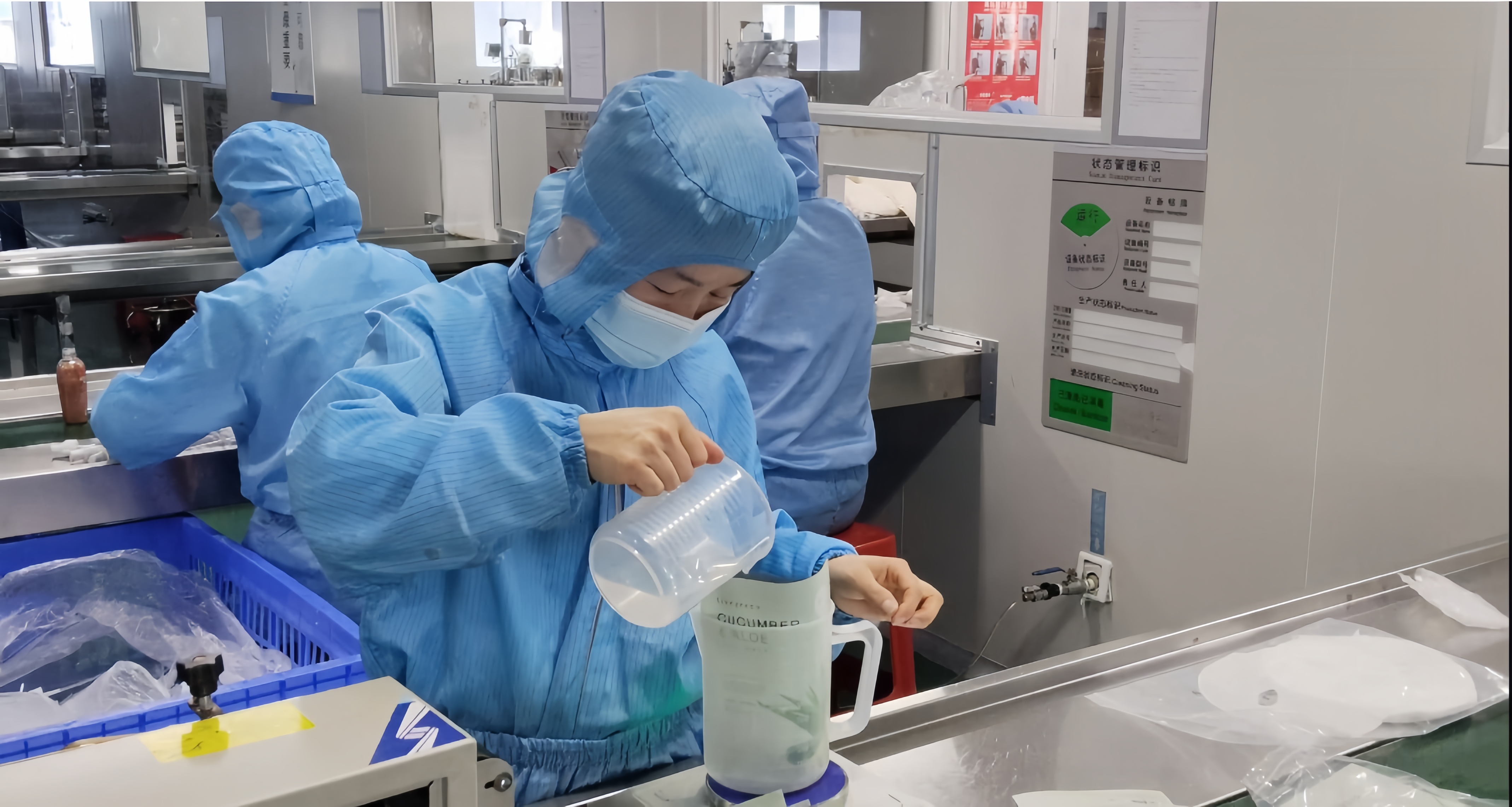 Cleanroom Manual Filling for Facial Mask | Skincare Lab Production