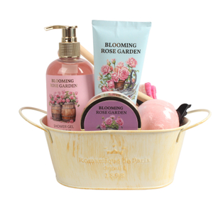 BLBG26013 Shower Gel Body Lotion Body Butter and Bath Fizzer Complete Spa Kit