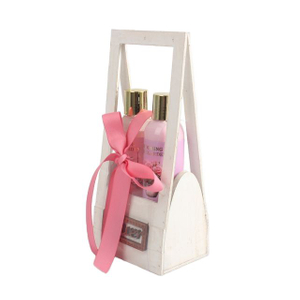 BLBG26008 Shower Gel and Body Lotion Duo in Wood Caddy with Ribbon