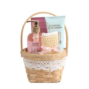 BLBG26007 Shower Gel Shampoo and Bath Salt Complete Spa Basket Set with Sisal Sponge
